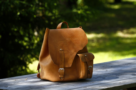 "Asymetric" Leder Rucksack