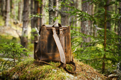 "Asymetric" Leder Rucksack, Dunkelbraun