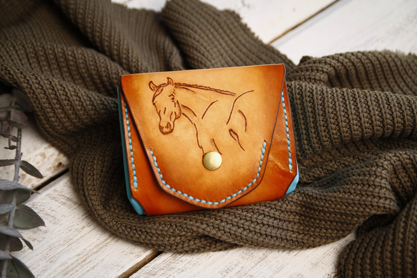 Handmade wallet with horse design - women's wallet - gift for horse lovers - horse wallet - women's wallet